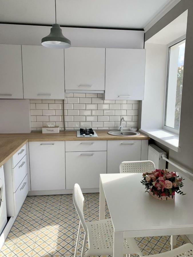 Sisters Apartment Ukr Τσέρνιγκοφ Εξωτερικό φωτογραφία